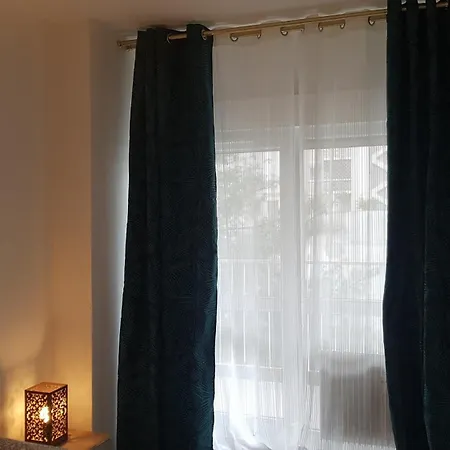 Apartment Spacieux Et Lumineux T5 Avec 4 Chambres, Au Centre-ville De Mulhouse, Grand Balcon, Grand Ecran Plat