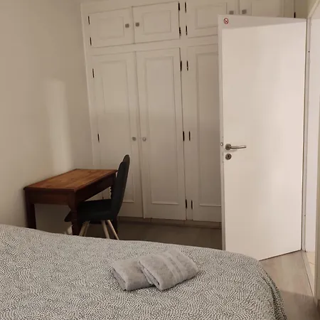 Spacieux Et Lumineux T5 Avec 4 Chambres, Au Centre-ville De Mulhouse, Grand Balcon, Grand écran Plat * Mulhouse