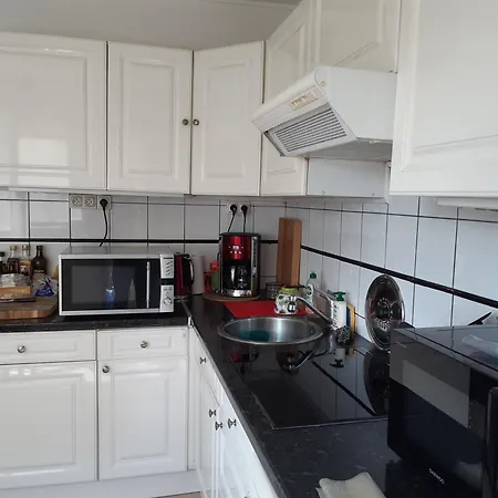 Spacieux Et Lumineux T5 Avec 4 Chambres, Au Centre-ville De Mulhouse, Grand Balcon, Grand écran Plat Appartamento *