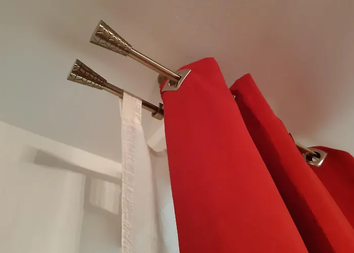 Spacieux Et Lumineux T5 Avec 4 Chambres, Au Centre-ville De Mulhouse, Grand Balcon, Grand écran Plat *