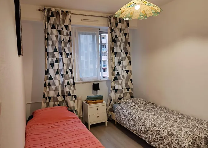 Spacieux Et Lumineux T5 Avec 4 Chambres, Au Centre-ville De Mulhouse, Grand Balcon, Grand écran Plat Appartamento *